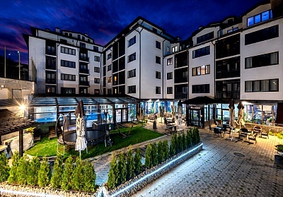 Хотел Роял Банско: Великденски почивка с напитки, релакс и СПА удоволствия