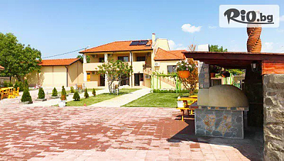 Изгодна почивка в Комплекс Щъркелите край Карнобат с нощувка до 1 Май