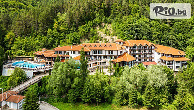 Изгодна почивка с минерални басейни в Алфарезорт Палас Чифлика 4*