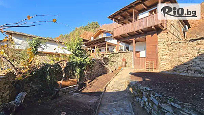 Изгодна почивка във Вила Панорама 3, с. Лещен с джакузи и камина до март