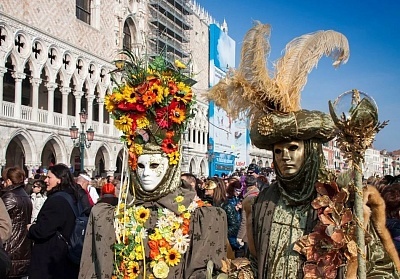 Карнавал във Венеция и екскурзия с автобус, закуски и нощувки