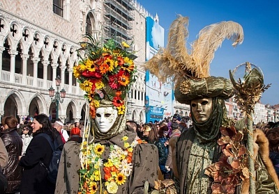 Карнавал във Венеция 2026: 3 нощувки със закуски, транспорт и обиколка