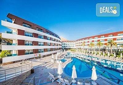 Късно лято в Grand Park Bodrum 5*, Бодрум! 7 нощувки на база Ultra All Inclusive, екскурзовод и възможност за транспорт!