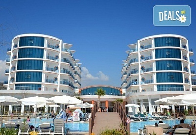 Късно лято в Кушадасъ, Турция, с Глобус Холидейс! 5 или 7 нощувки на база All Inclusive в хотел Notion Kesre Beach Hotel 4+*, възможност за транспорт