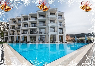 Коледа в Балчик: 2 нощувки с празнична вечеря и релакс в Комплекс Самара