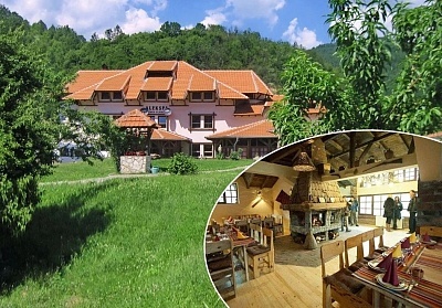 Купон в Етно село Срна, Сърбия: Нощувка, храна и жива музика