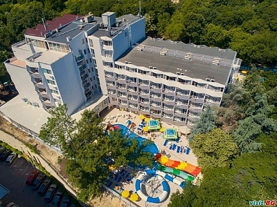 Last Minute TOP хотел с Аквапарк, All inclusive до 28.08 в Престиж Делукс Аквапарк Клуб