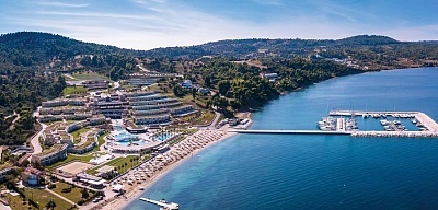 Лукс и много забавления в хотел Miraggio Thermal Spa Resort - Халкидики, 1 нощувка на човек със закуска