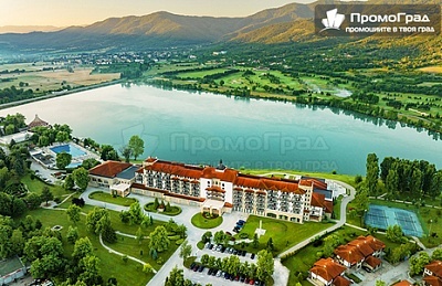 Луксозен престой с включена закуска и вечеря в Hyatt Regency Pravets Resort