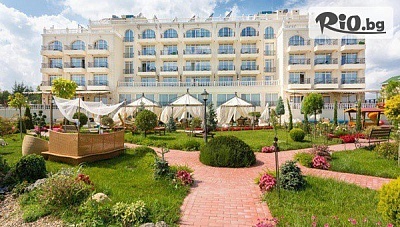 Луксозна Коледа в Кранево! 3, 4 или 5 All Inclusive нощувки + Празнични вечери с програми и Детска Анимация + минерален басейн, от Балнеохотел Терма Палас 5*