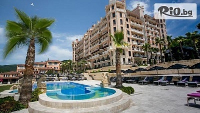 Луксозна почивка в Елените през цялото лято! Нощувка на база All Inclusive Premium + басейни, аквапарк и СПА, от Royal Castle Design and SPA 5*