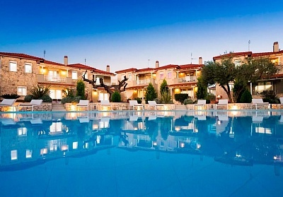 Луксозна вила с три спални на 300м. от плажа в Ханиоти в Kassandra Villas, Касандра, Гърция