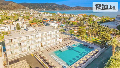Лятна почивка в хотел Мерилена 4* на остров Крит с All Inclusive и полет от София