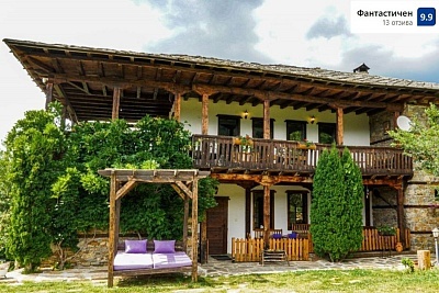 Лятна почивка в Лещен: Нощувка и басейн в Къща за гости Панорама Хаус