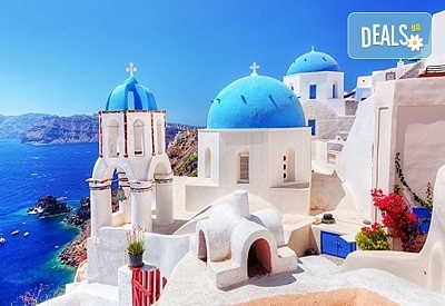 Лятна почивка на остров Санторини - гръцката перла! 6 нощувки със закуски в хотел 3*, транспорт и посещение на Атина!