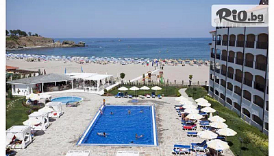 Лятна ваканция в Aparthotel Regina Mare, Царево - Нощувка с басейн и паркинг