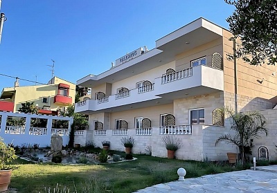 Лято в Криопиги, Гърция! 3+ нощувки на човек в Hotel Valerios. Дете до 12.99 г. БЕЗПЛАТНО