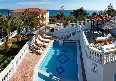 Лято на 150 м. от плажа във Villa Fylaktos, Лименария, Тасос, Гърция! 2+ нощувки на човек + басейн