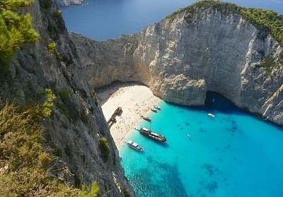  Лято 2021! Почивка на остров Закинтос, Гърция през септември. Автобусен транспорт + 5 нощувки на човек със закуски и вечери! 