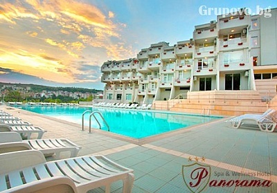 Лято в Сандански. 5, 7 или 10 нощувки за ДВАМА със закуски, вечери и басейн в Хотел Панорама. Възможност за плаж в Неа Перамос, Гърция