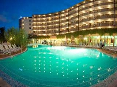 Лято 2017 в Топ Хотел на Златните, All Inclusive до 24.08 в Берлин Грийн Парк, Зл. пясъци