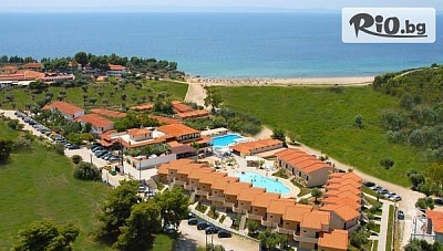 Майски празници на Халкидики! 4 нощувки на база All Inclusive в Хотел Village Mare 4* + автобусен транспорт, от Гала Холидейс