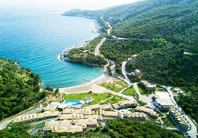  Майски празници в Thassos Grand Resort*****  на о. Тасос в Гърция! Нощувка в двойна стая на човек със закуска  + отопляем басейн! 