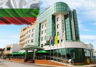  3-ти Март в Diplomat Plaza Hotel &amp; Resort, Луковит! 2 нощувки със закуски и вечери, едната празнична с  DJ + топъл басейн и СПА 