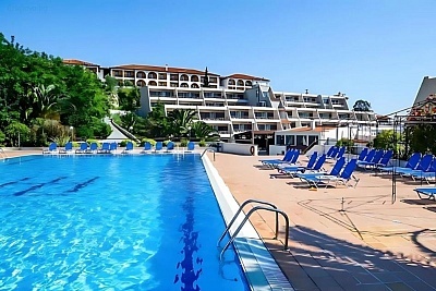 Удивителен Theoxenia Hotel на брега на Урануполи, Гърция с нощувка и храна
