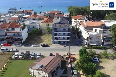 Метричен достъп до плажа в Коринос, Гърция: Престой с включена закуска в Marialena Hotel