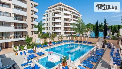 На море на първа линия в Царево през Юли! Ultra All Inclusive нощувка за ДВАМА + Басейни, чадъри и шезлонги до плажа, от Хермес Александрия Клуб Хотел 4*