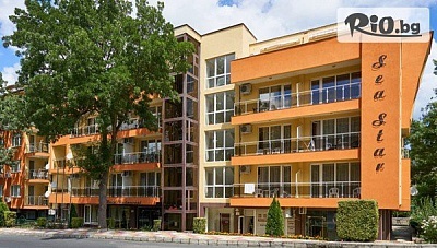 На море в Приморско: Хотел Sea Star с басейн и закуска