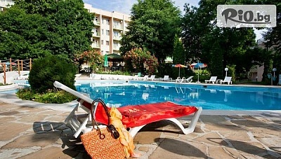 На море в Златни пясъци! Нощувка на база All Inclusive + басейн, чадър и шезлонг + Безплатно за дете до 12 г, от Хотел Люляк