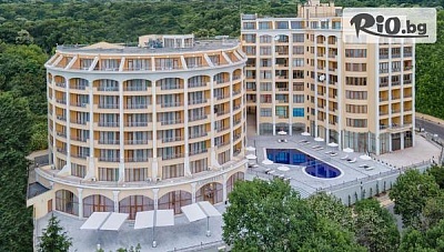 На море в Златни пясъци през Юли! Нощувка със закуска или на база All Inclusive + басейн, шезлонг и Релакс зона, от Хотел Контитентал