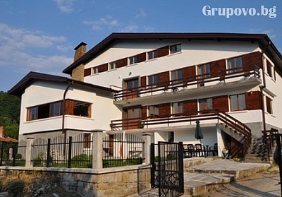 Наем на цяла къща за 1, 2 или 3 нощувки до 22 човека в Къща за гости Балкански кът до Габрово