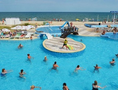 -20% НАМАЛЕНИЕ ЗА ПЪРВА ЛИНИЯ В АЛБЕНА - ХОТЕЛ СЛАВУНА ***! ALL INCLUSIVE + ЧАДЪР И ШЕЗЛОНГ НА ПЛАЖА!