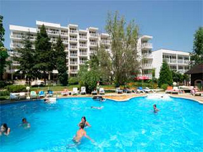 Незабравима почивка в Албена до плажа, All Inclusive до 21.06 в Хотел Сенди Бийч