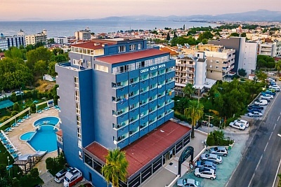 Незабравима почивка в Кушадасъ, Турция: Чартърен полет и All Inclusive в хотел Green Gold