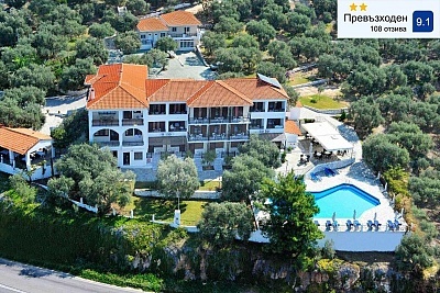 Незабравима почивка на остров Тасос, Гърция с басейн и закуска в Hotel Villa Natassa