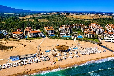 Нощувка All Inclusive и басейн в Хотел Оазис дел Маре, Лозенец