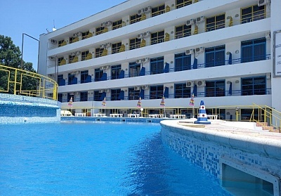 Нощувка All inclusive Light в хотел Карнивал, Златни пясъци