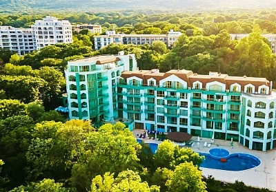  Нощувка на човек на база All inclusive + басейн и анимация в хотел Палма****, Златни пясъци. Дете до 12г. - БЕЗПЛАТНО! 