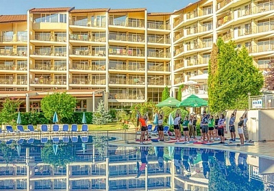  Нощувка на човек на база All Inclusive + басейн от хотел Мадара****, Златни пясъци. Дете до 12г. - Безплатно! 