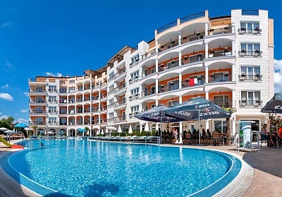 Нощувка на човек на база All Inclusive + басейн в хотел Авеню Делукс****, Слънчев бряг. Дете до 11.99 г. БЕЗПЛАТНО!