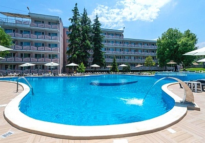Нощувка на човек на база All Inclusive в хотел Белица, Приморско