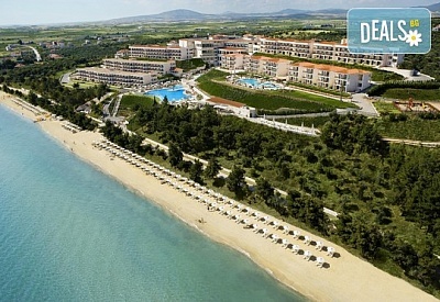 Нощувка на човек на база All inclusive в Ikos Oceania Resort, Халкидики