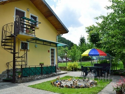  Нощувка за 10 човека + барбекю, басейн и детски кът в къща Грация край Троян - с. Балканец 