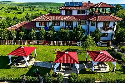 Нощувка със закуска в Къща за гости Миша, село Петревене край Луковит