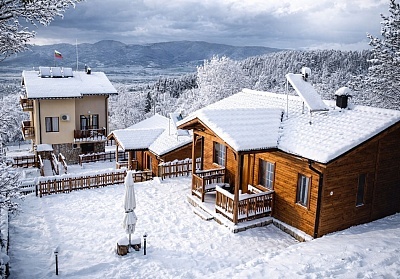 Нощувка със закуска за семейства в Минокомплекс Рилски тераси, Сапарева баня
