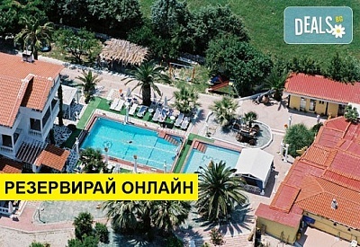 7+ нощувки на човек на база Само стая в Villa George 4*, Криопиги, Халкидики